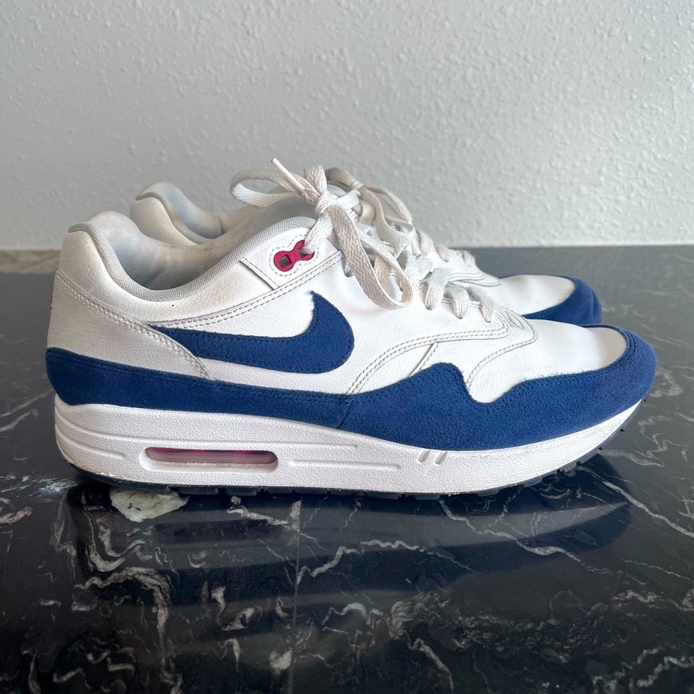 Nike Air Max Unisex Size Men 10 Barely Worn
